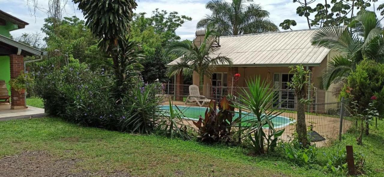Cabanas Mama Rosa Puerto Iguazú Esterno foto